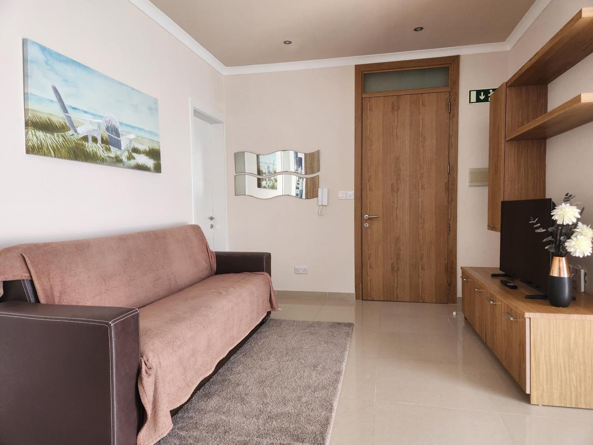 Riviera Holiday Apartments - Seafront - Wifi Marsaskala Room photo